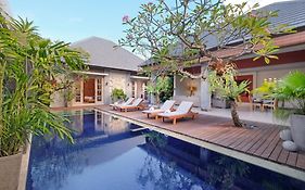 Wolas Villa Bali